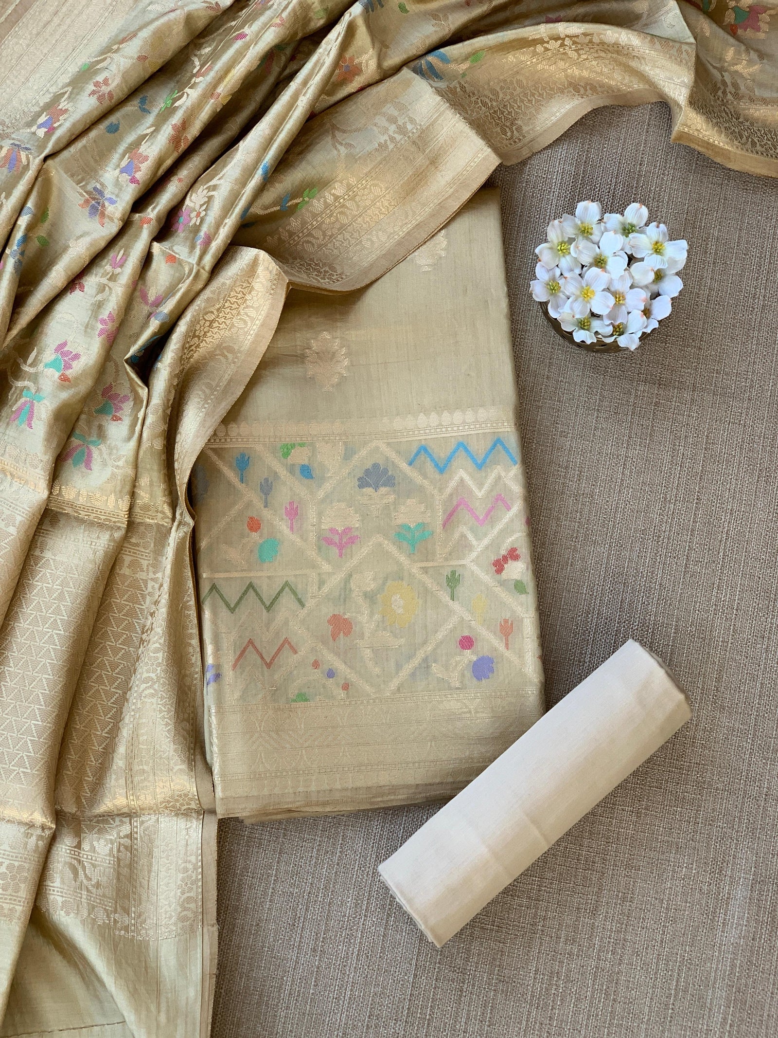 Golden Beige Banarasi Chiniya Silk 3-pc Suit set : SS62J04