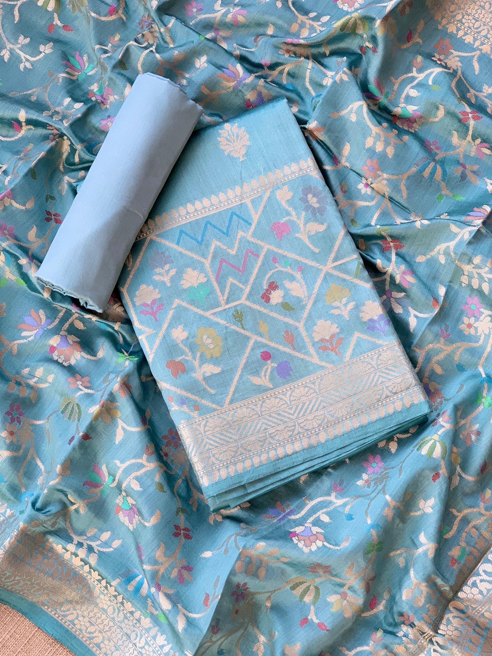 Powder Blue Banarasi Chiniya Silk 3-pc Suit set : SS62J02