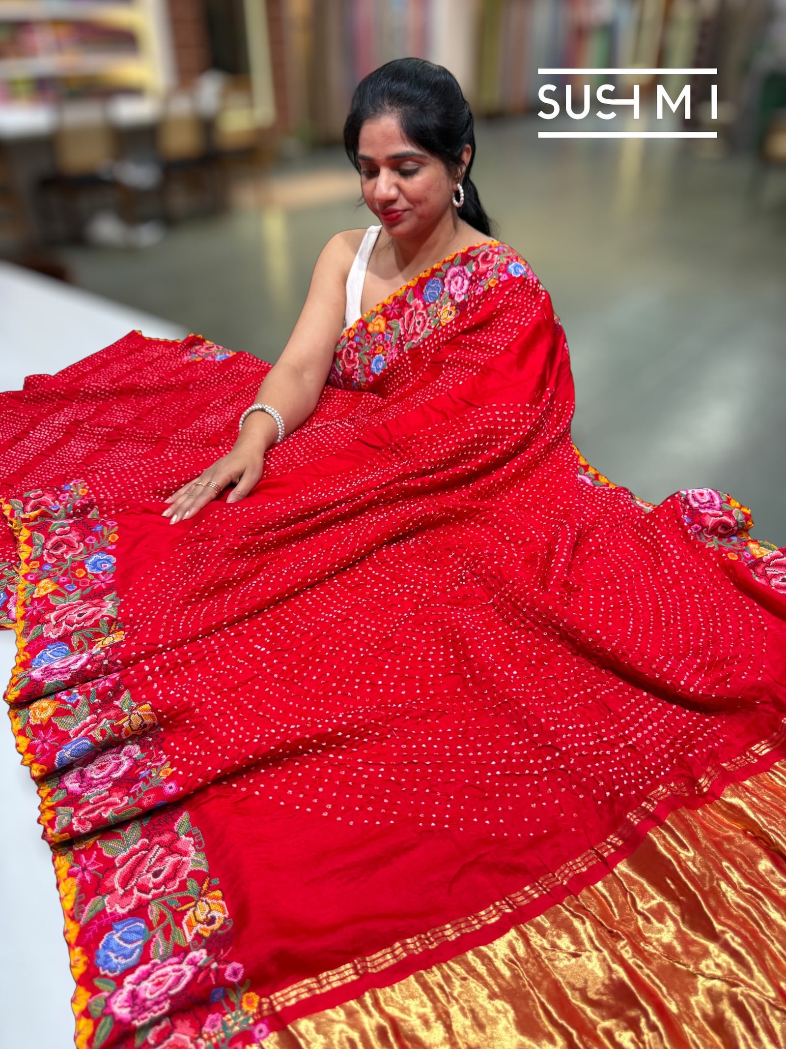 Chilli Red Pure Gajji Silk Rai bandhej Saree with petite point embroidery : SM082