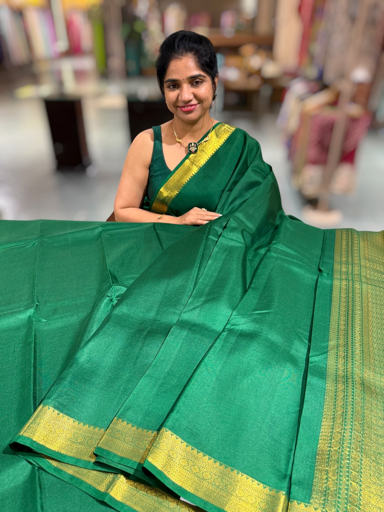 Emerald Green vintage Kanchipuram silk saree with pen kalamkari blousel