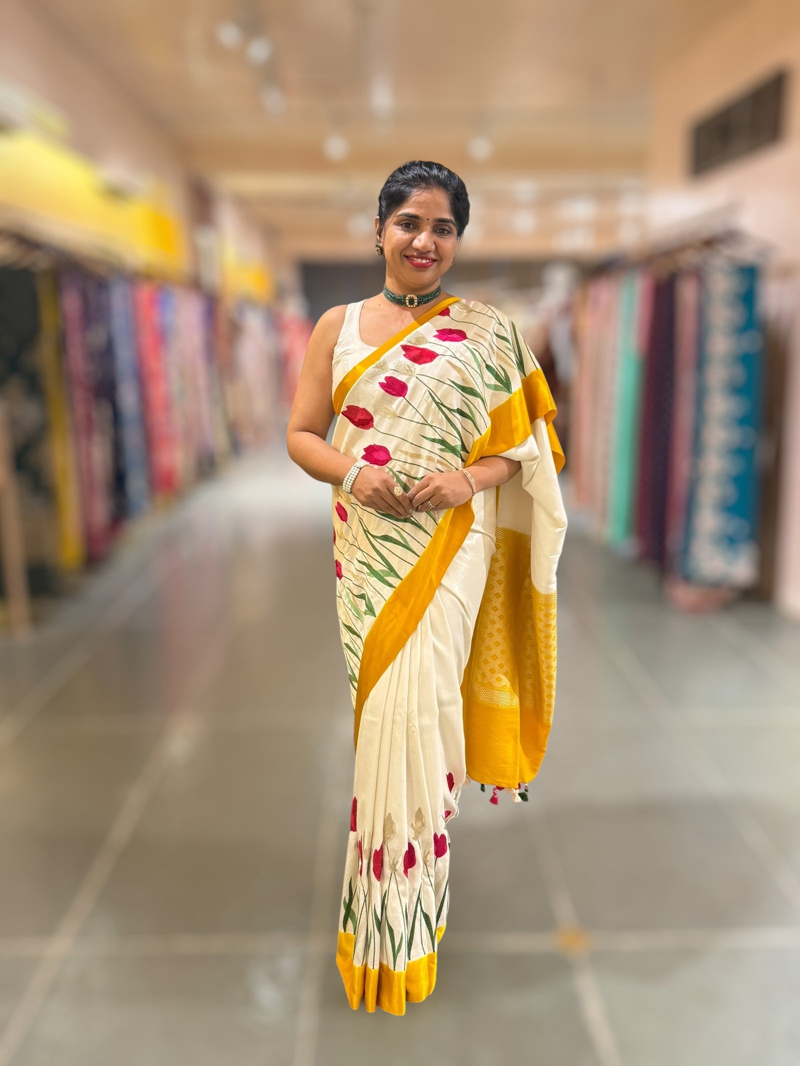 Pure handloom Banarasi Tussar Khaddi Georgette with Tulip Border