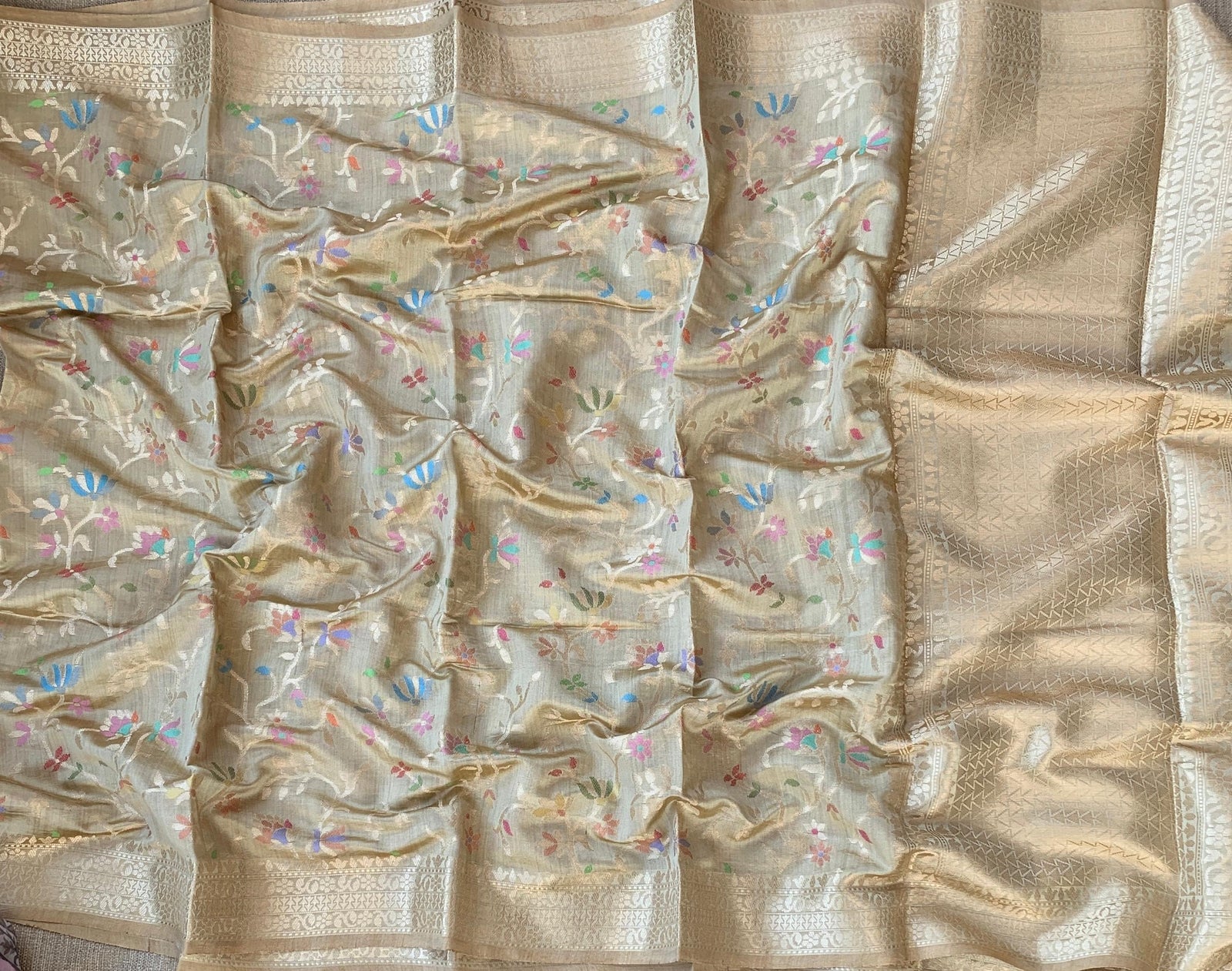 Golden Beige Banarasi Chiniya Silk 3-pc Suit set : SS62J04