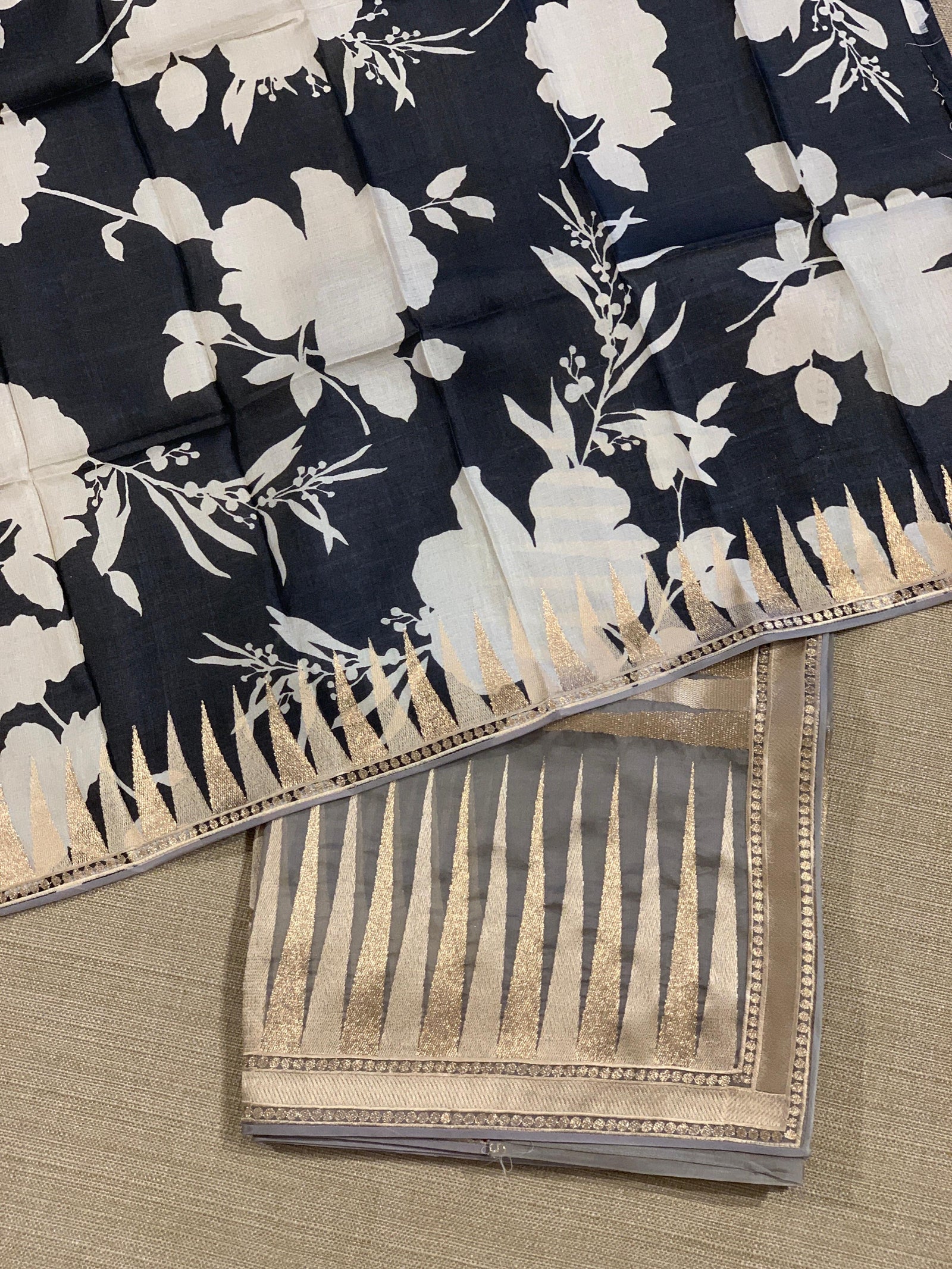 Grey Pure Organza With Temple Embroidered Border & Tussar Printed Blouse