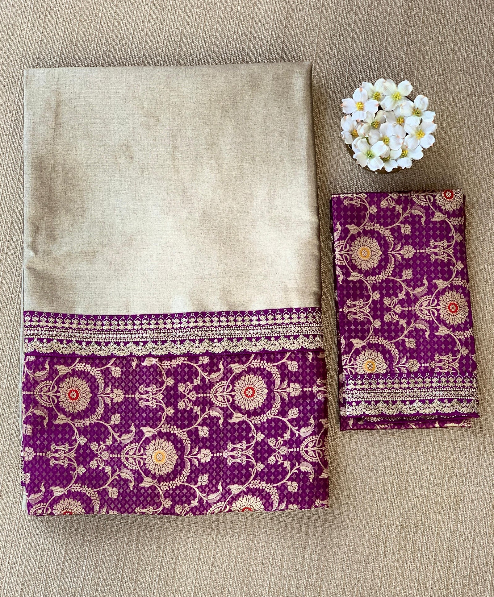 Greyish Silver tissue saree with banarasi and sabhyasachi borders : S62121