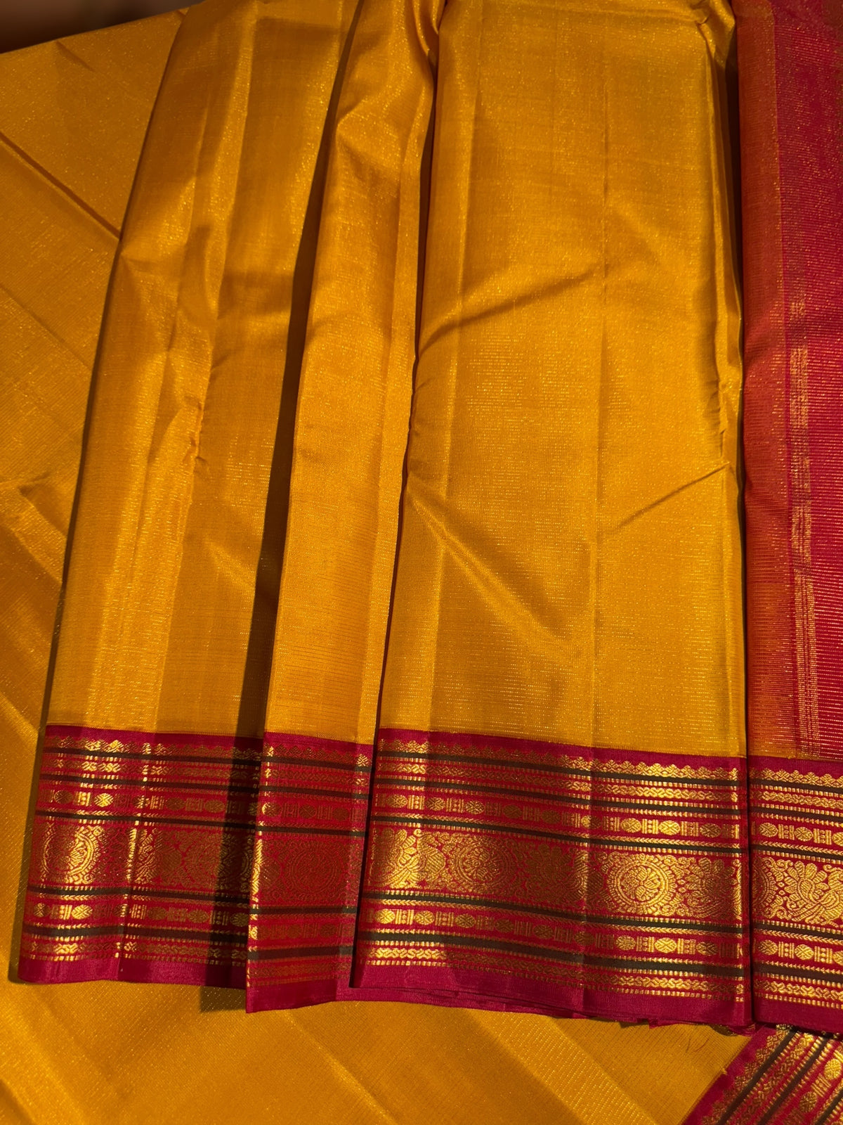 Mustard & Pinkish Red combo Vaira Oosi Stripes Vintage Kanjeevaram Saree