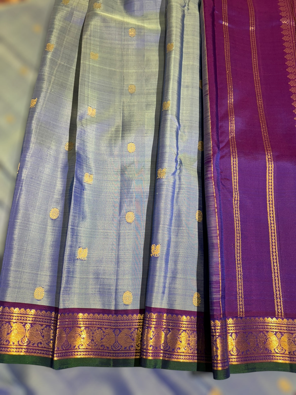 Bluish Lilac & Majenta Combo Vintage Kanjeevaram Saree with Green selvedge