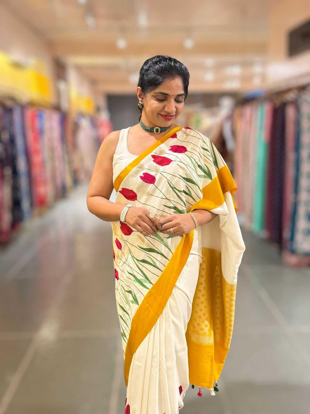 Pure handloom Banarasi Tussar Khaddi Georgette with Tulip Border