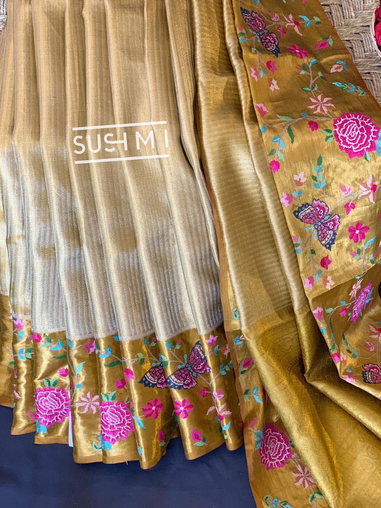 Gold Kanjeevaram Tissue Sareewith petite point embroidery : S62F086