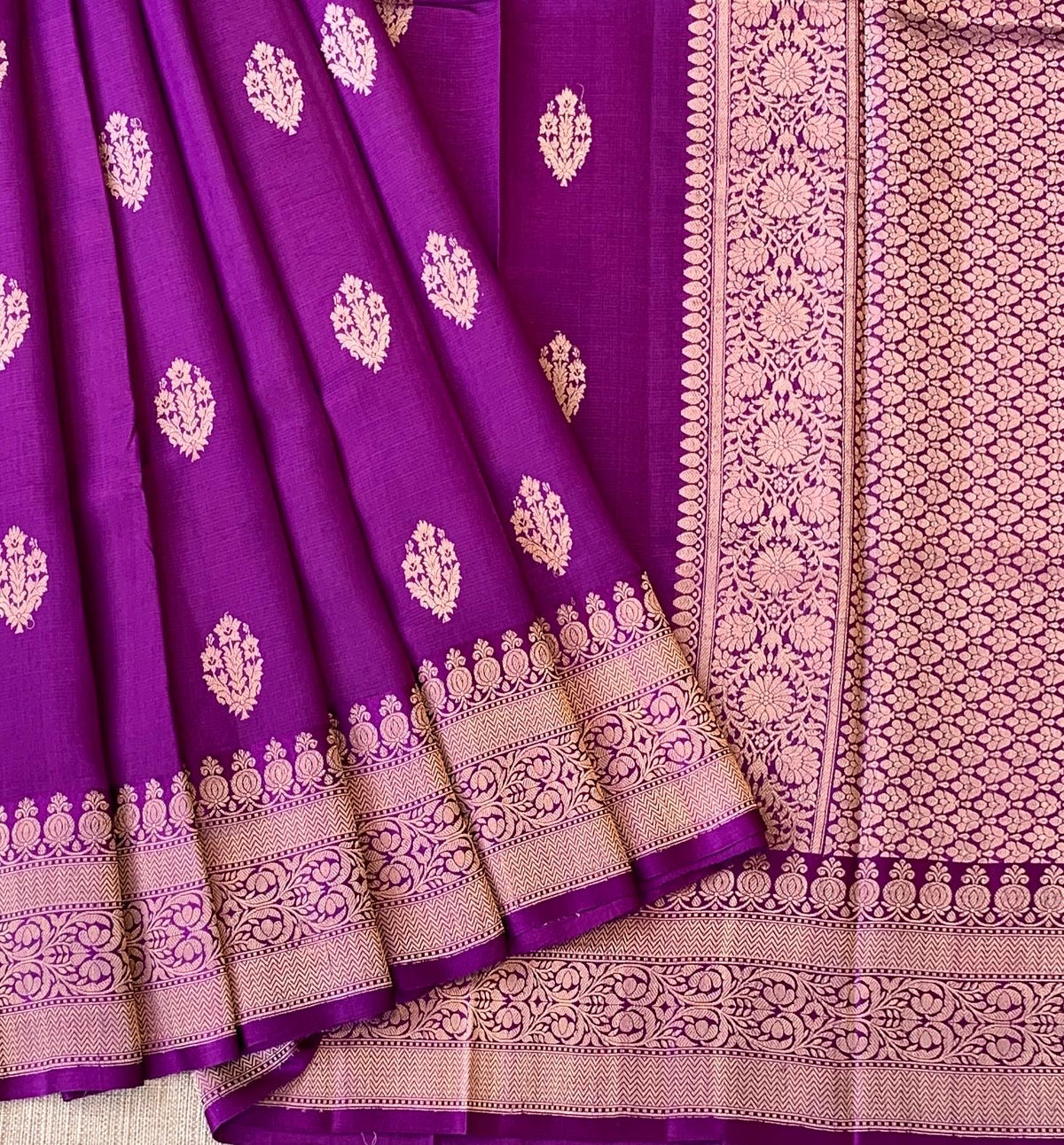 Brinjal Poona Silk Saree in Monotone Look with heavy weaving Mashru borders & kaduwa woven motifs.