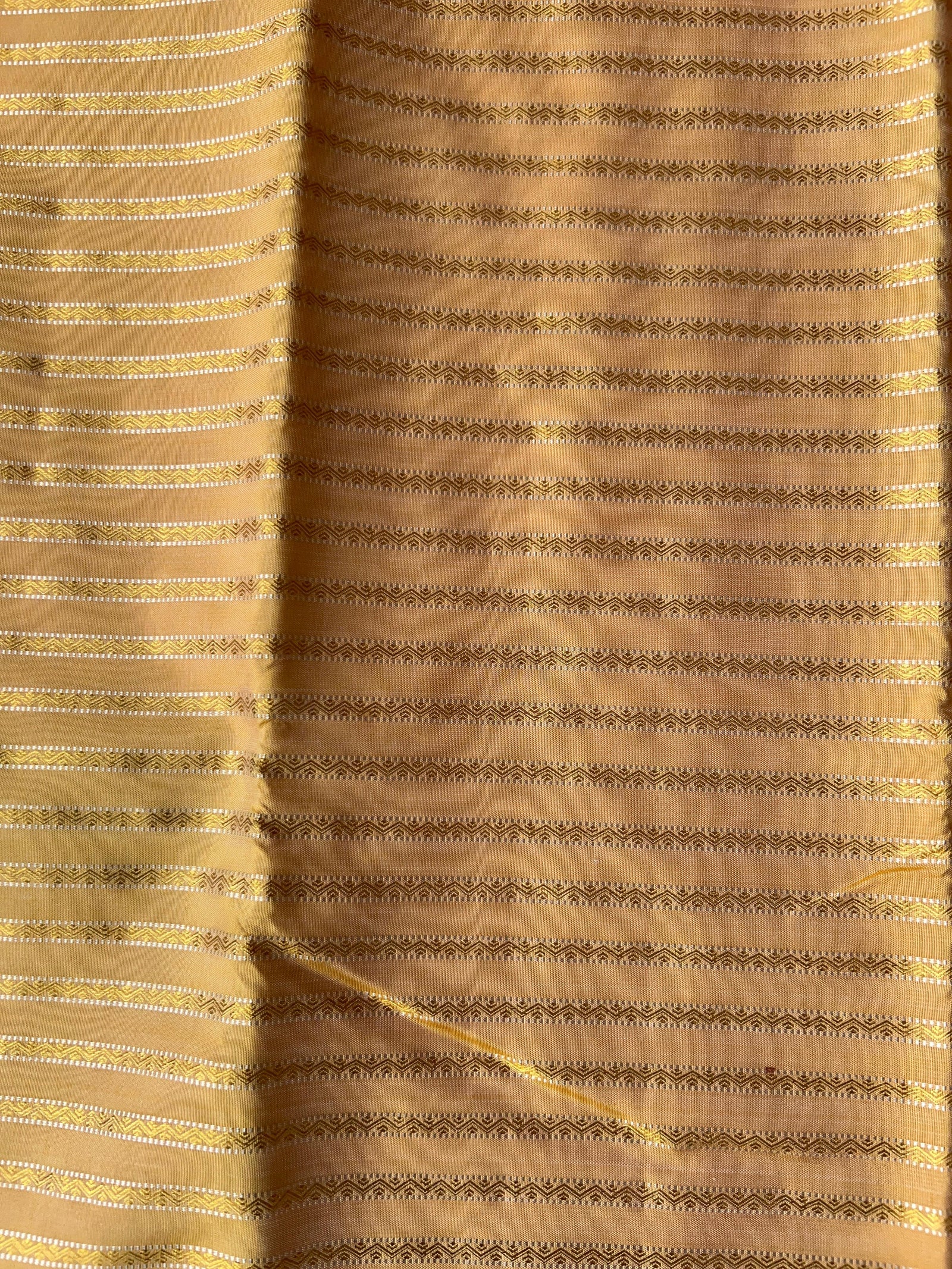 Beige  and Reddish Pink Combo kanchi  kuttu border saree with horizontal stripes