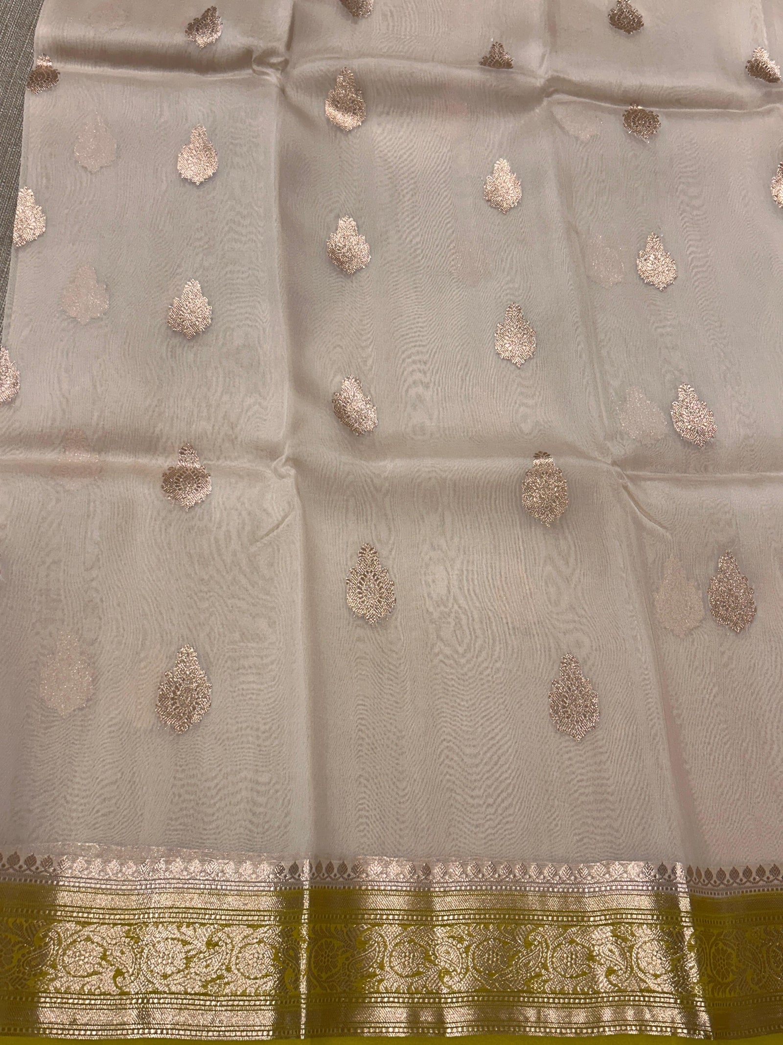 Vanilla and Moong Dal Green Combo Pure Handloom premium Kora Banarasi Saree