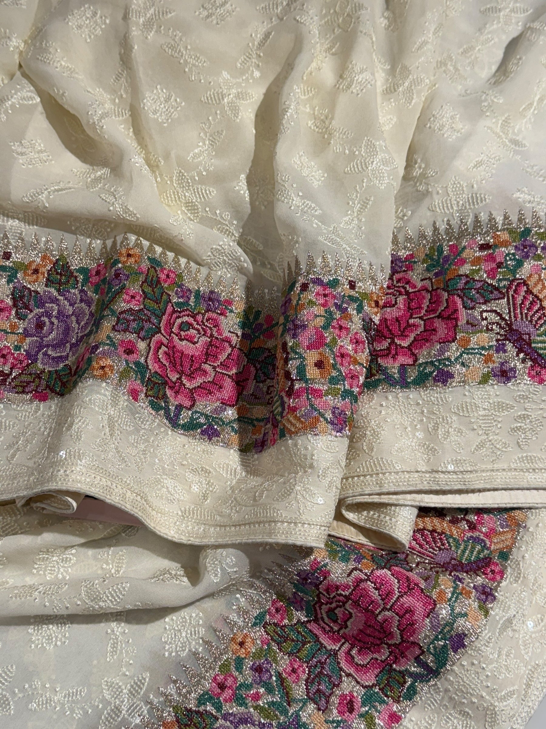 Halfwhite Georgette Saree with allover Chikankari Embroidery and Petite Point border
