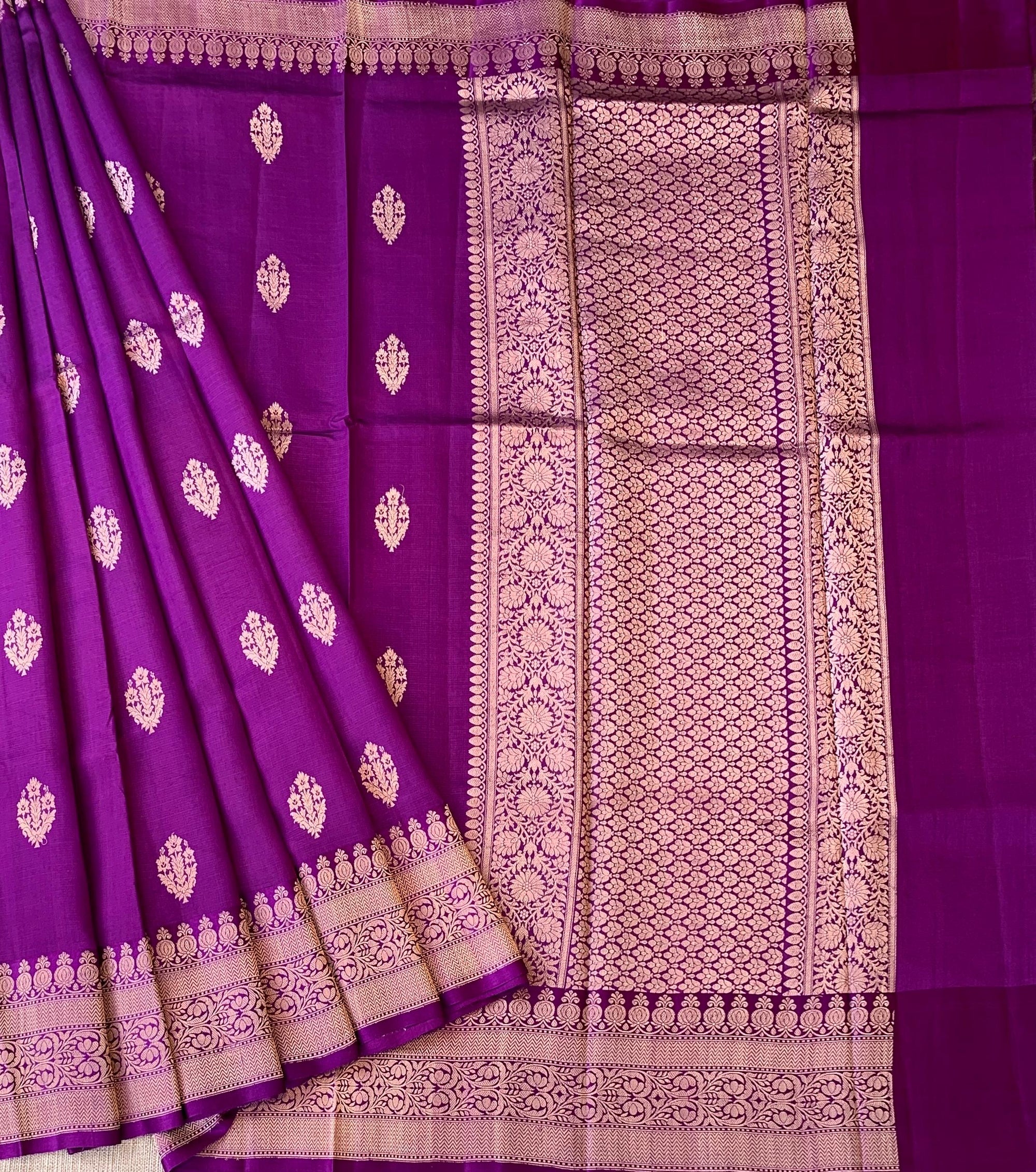 Brinjal Raw Mangoe Silk Saree in Monotone Look with heavy weaving Mashru borders & kaduwa woven motifs.