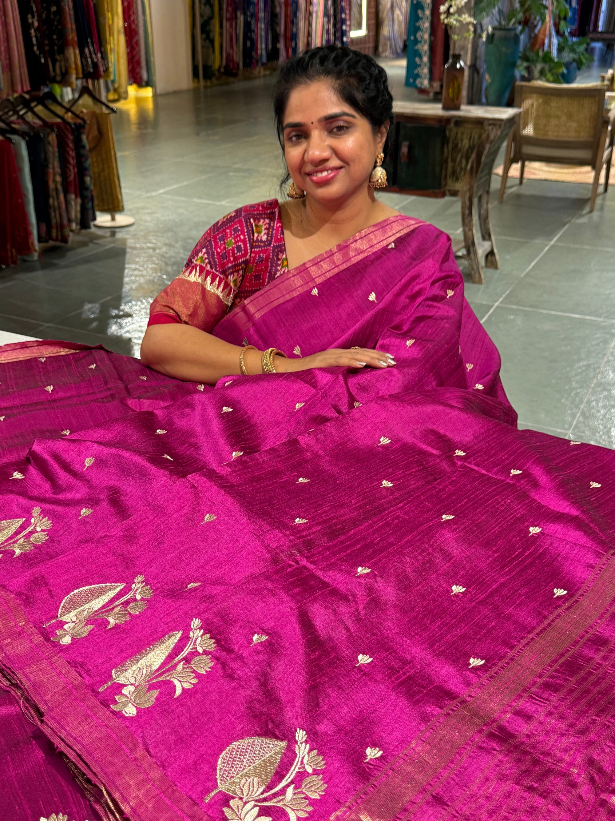 Majenta Pure Handloom Raw Silk Saree