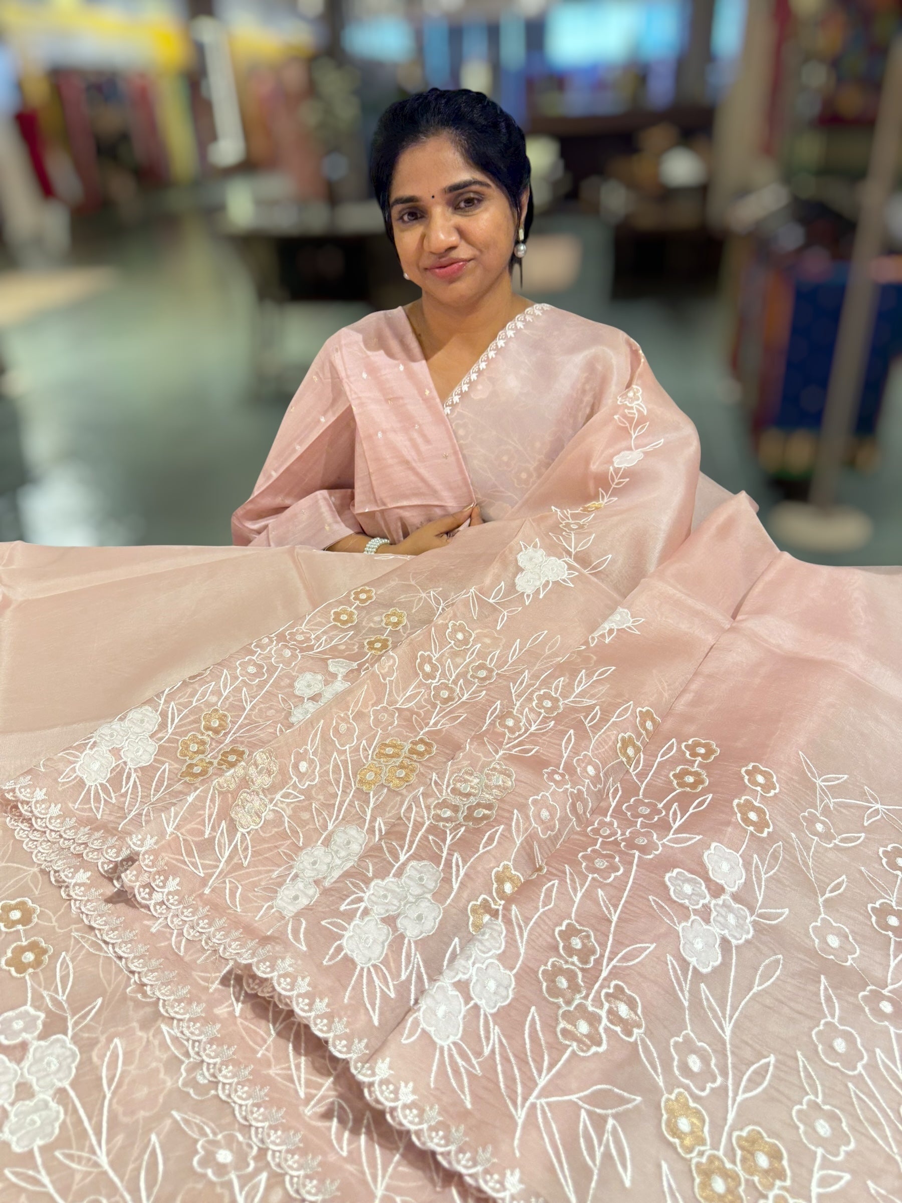Dusty Pink Organza Saree With Tissue Applique Work