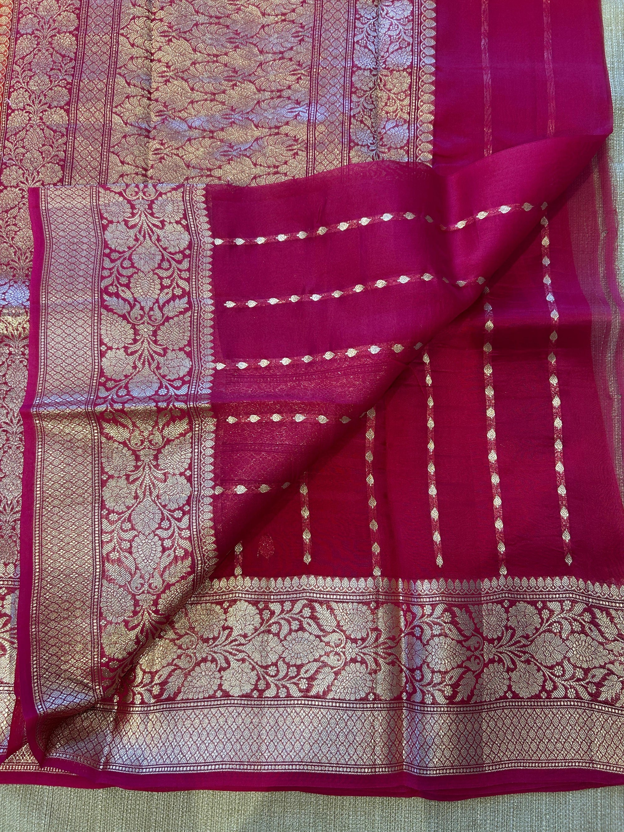 Red with pink Combo Pure Handloom premium Kora Banarasi Saree