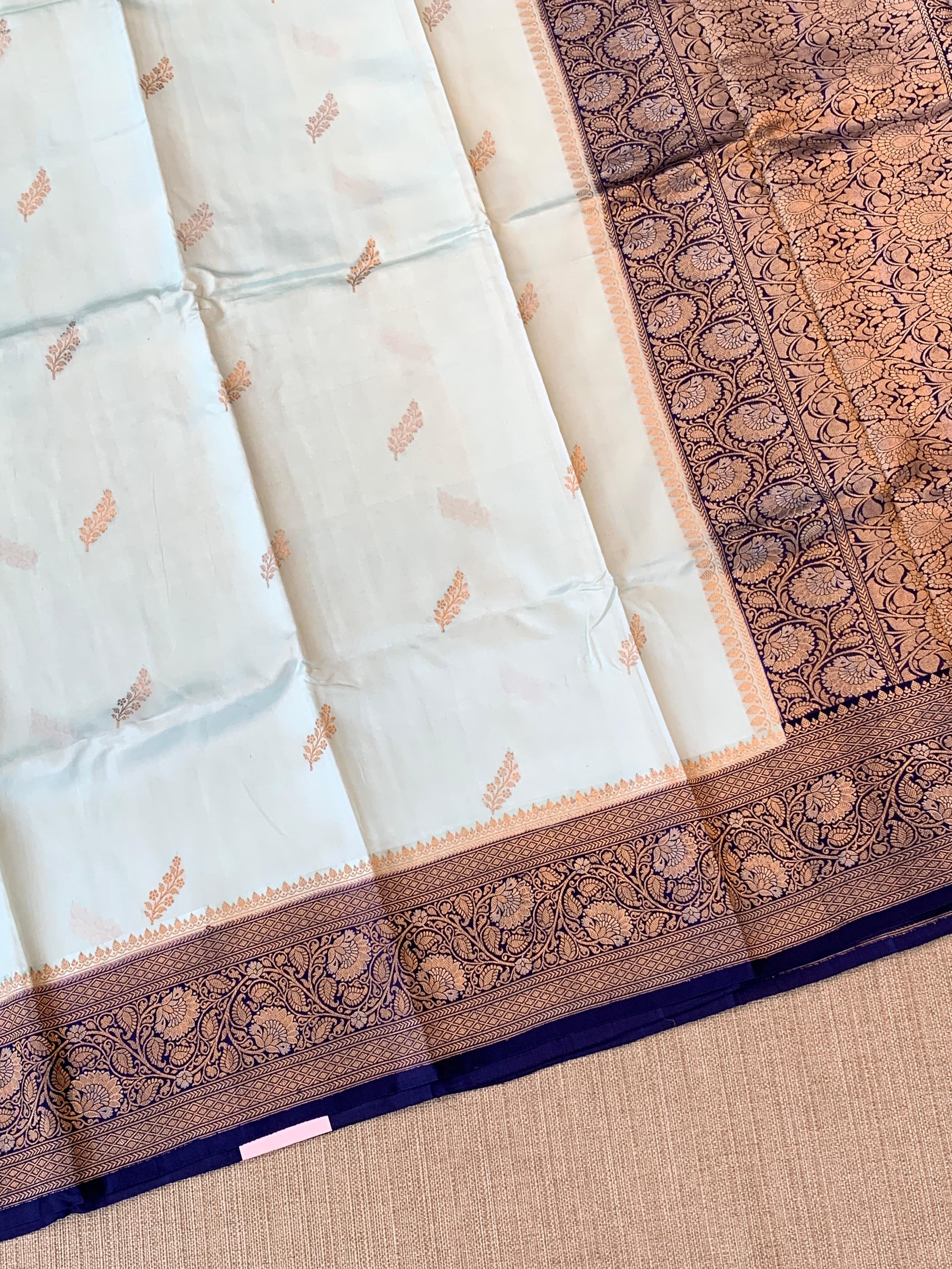 Powder Blue & Navy Blue Combo Raw Mangoe Silk Saree with heavy weaving mashru border & kaduwa woven motifs.