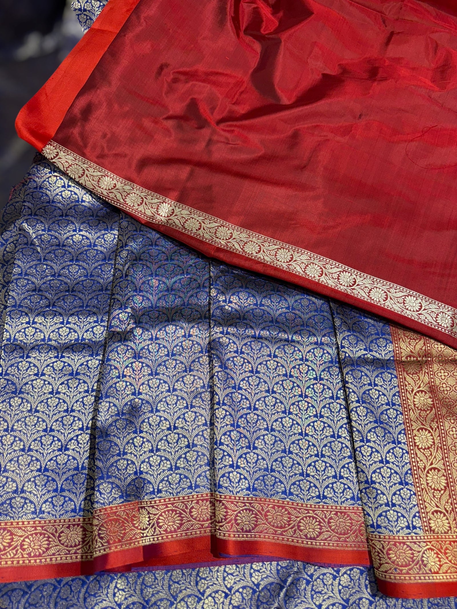 Royal blue Banarasi katan Tonchoi weaving Saree with red Mashru borders