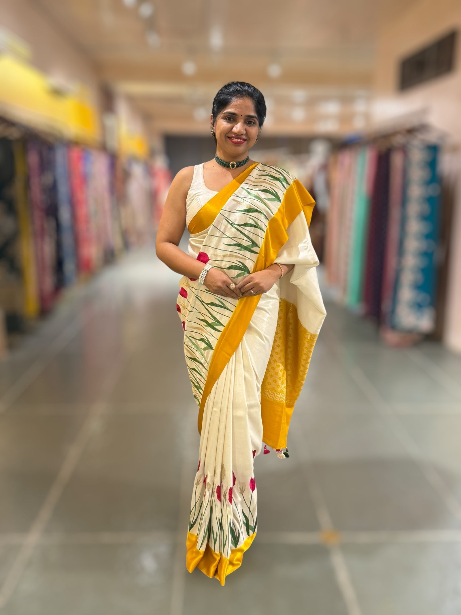 Pure handloom Banarasi Tussar Khaddi Georgette with Tulip Border