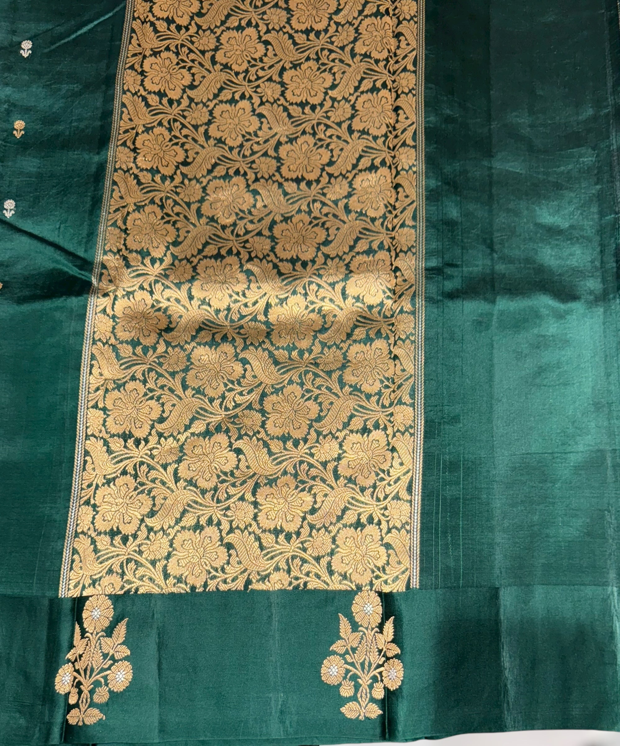 Bottle Green Raw Mangoe Silk Saree with kaduwa woven Motifs on Mashru Borders