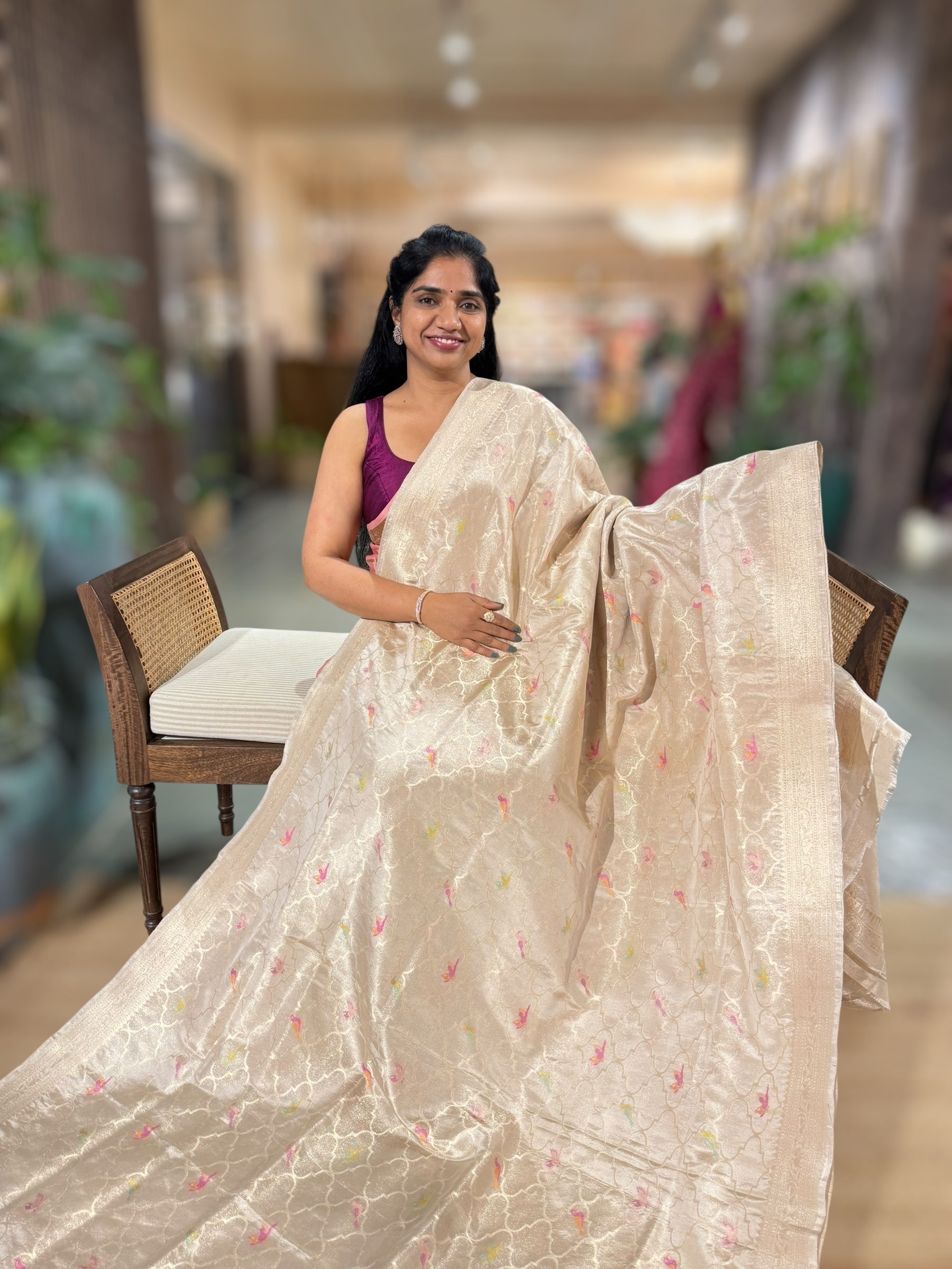 Ivory Banarasi Ektara Tissue Saree