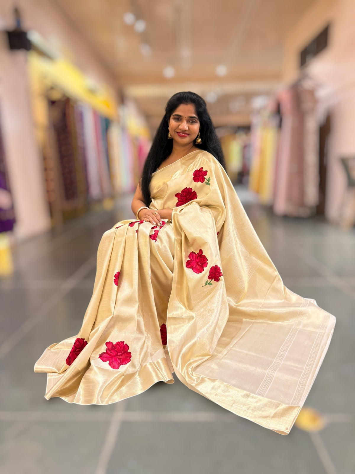 Ivory Kanjeevaram Brocade Saree With Hibiscus Floral bunches embroidery