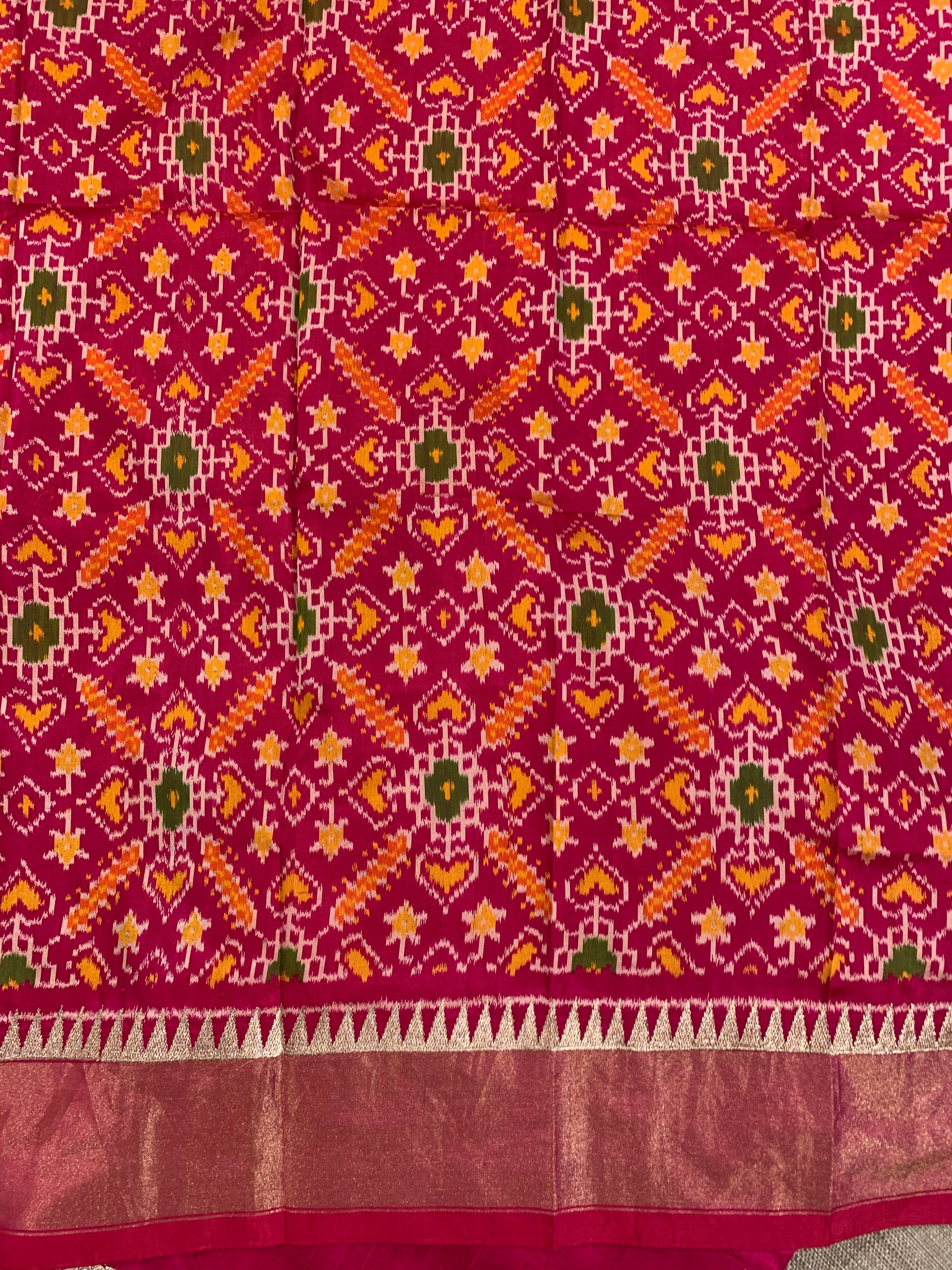 Dark Pink Pure Handloom Raw Silks Saree