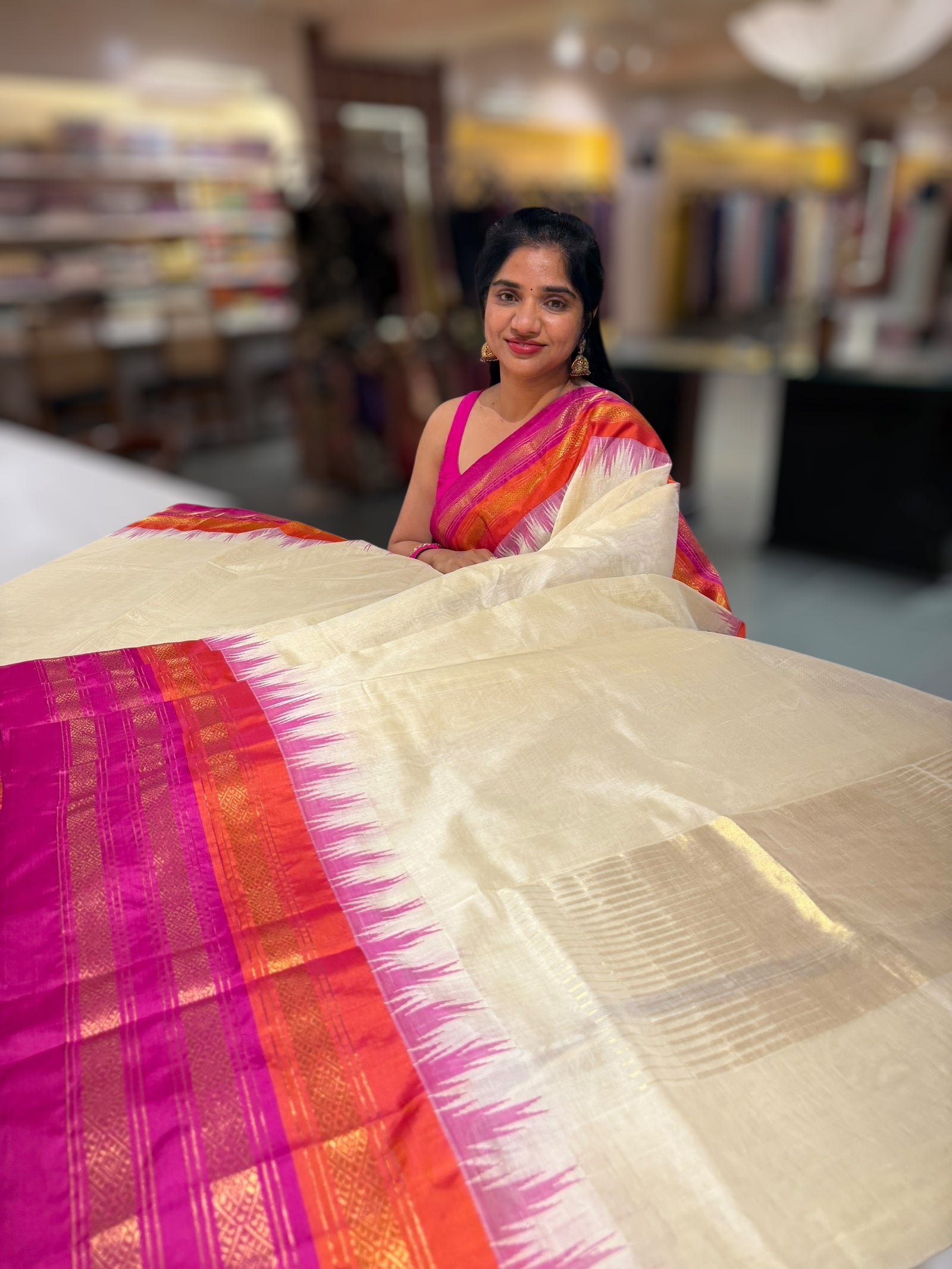Ivory Ponduru Khadi Tissue  Saree in 80’s Count with Kanchi Style borders