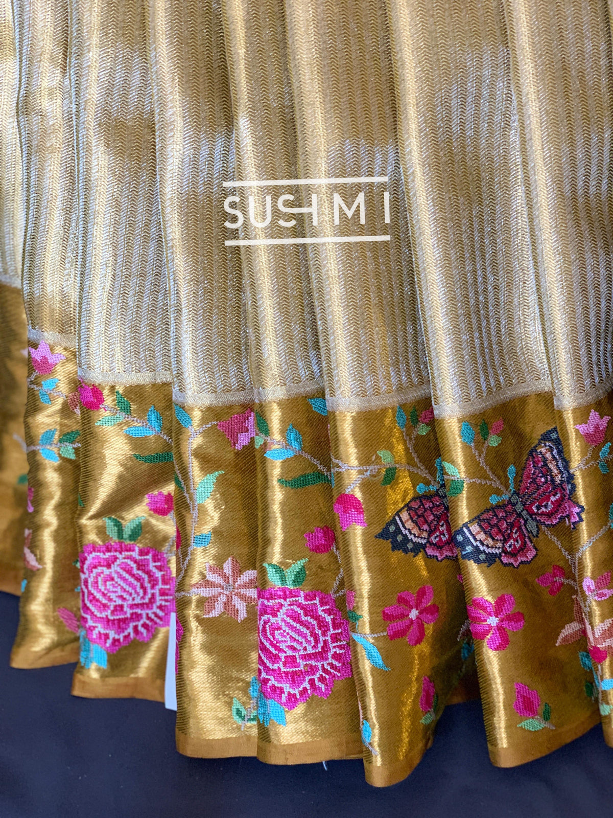 Gold Kanjeevaram Tissue Sareewith petite point embroidery : S62F086