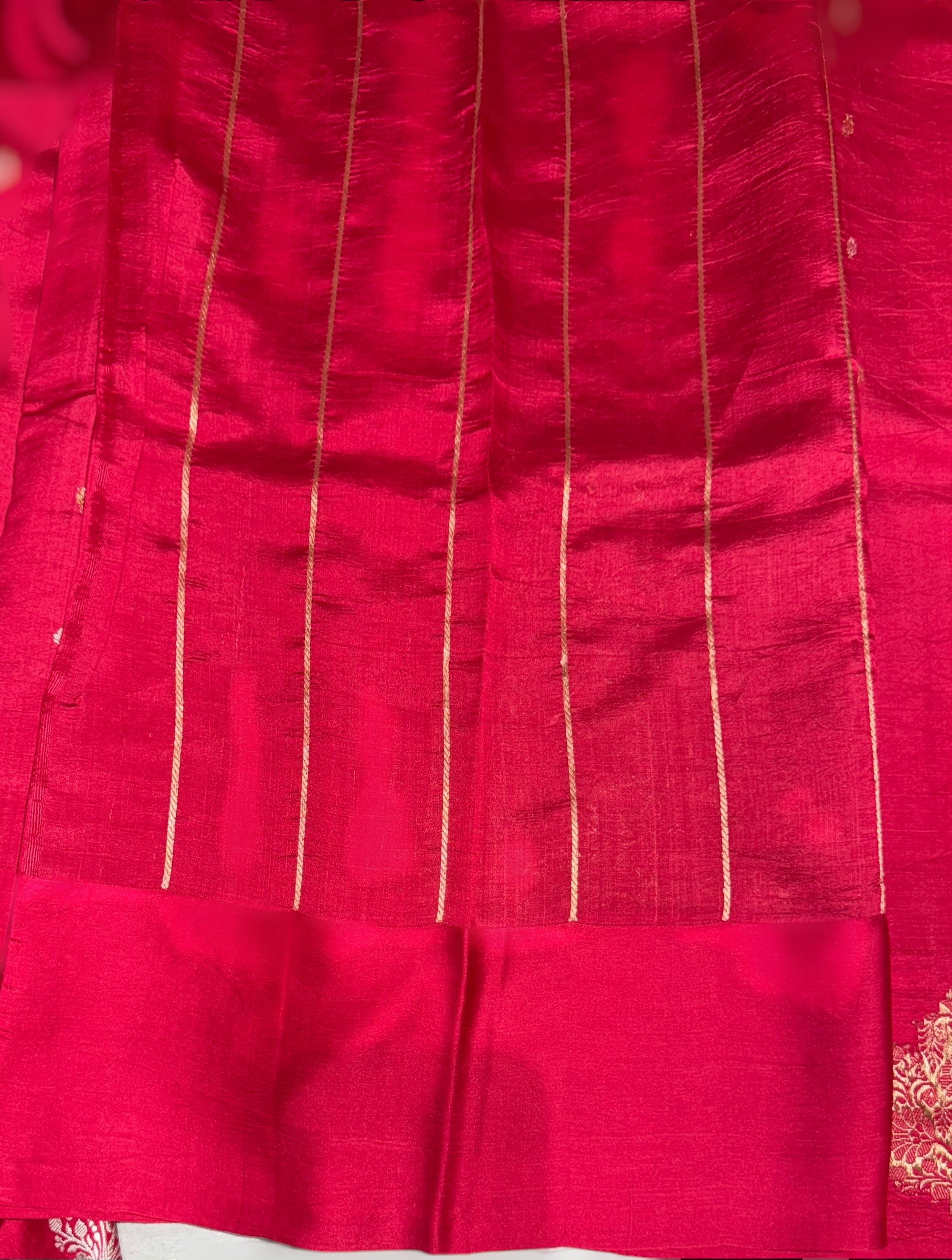 Reddish pink Raw Mangoe Silk Saree with kaduwa woven Motifs on Mashru Borders