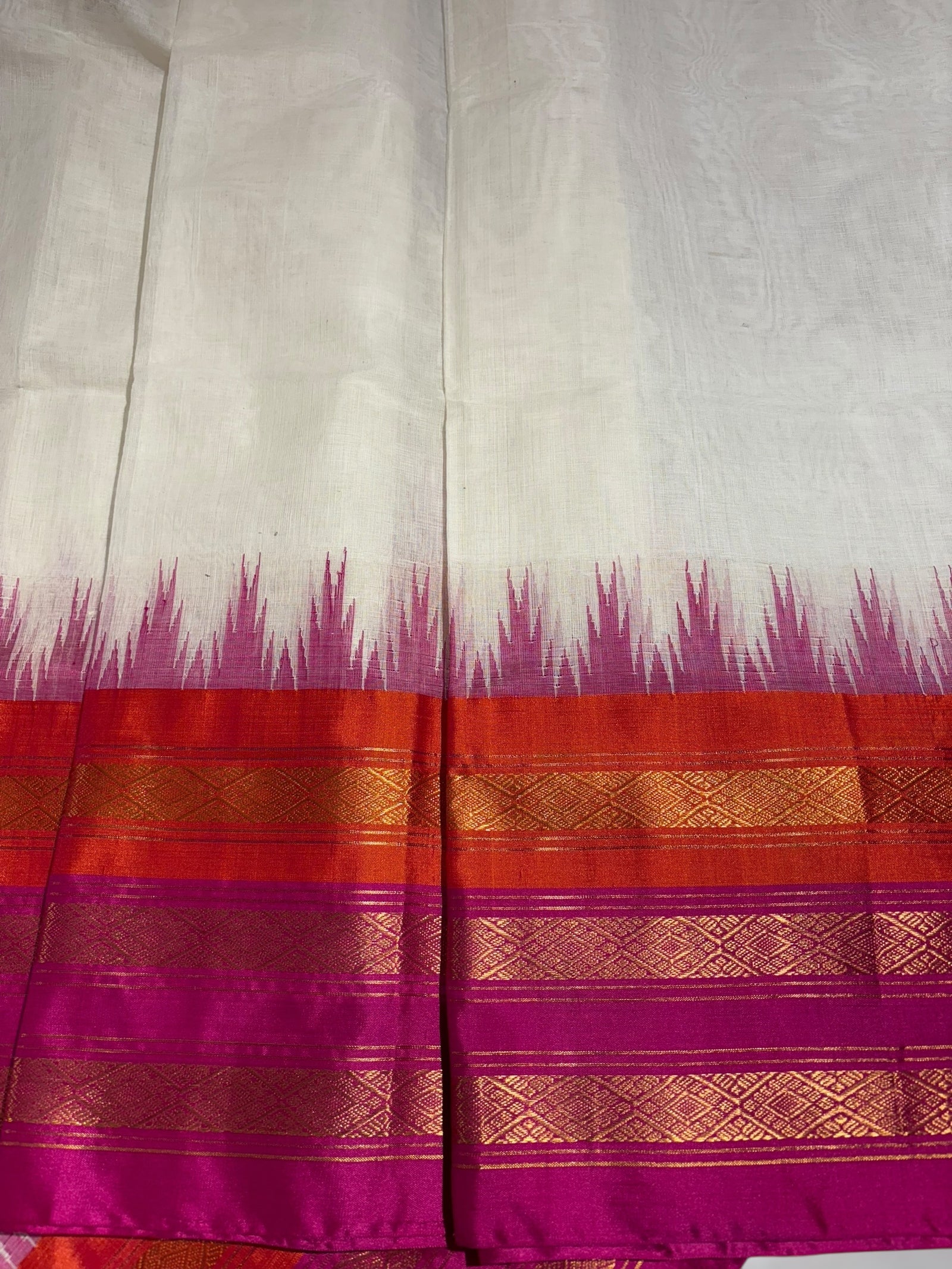 Off White ponduru khadi jamdani Saree