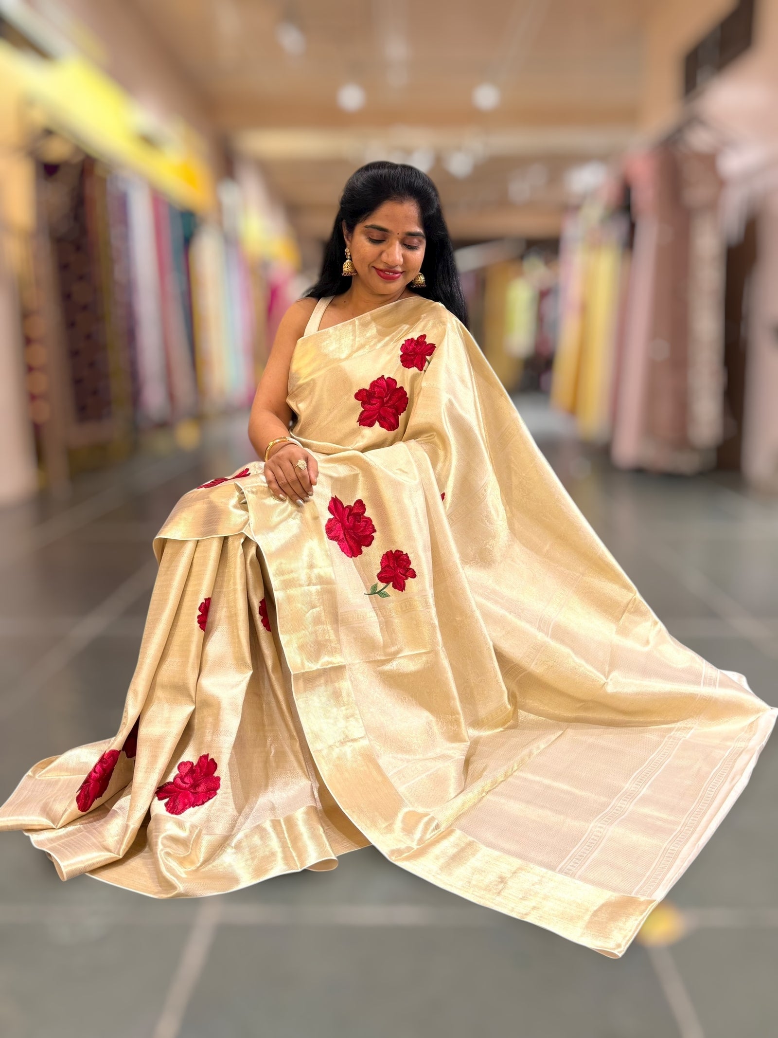 Ivory Kanjeevaram Brocade Saree With Hibiscus Floral bunches embroidery