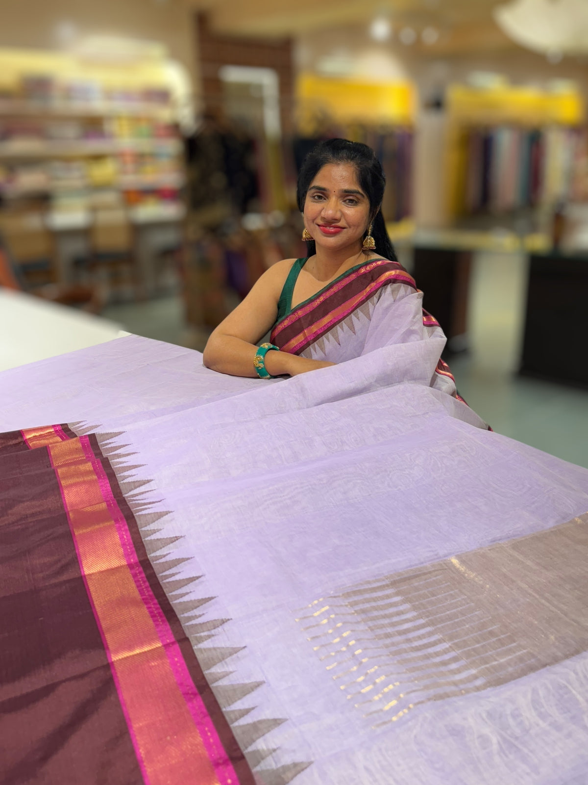 Ponduru Khadi Saree in 80’s Count with Kanchi Style borders