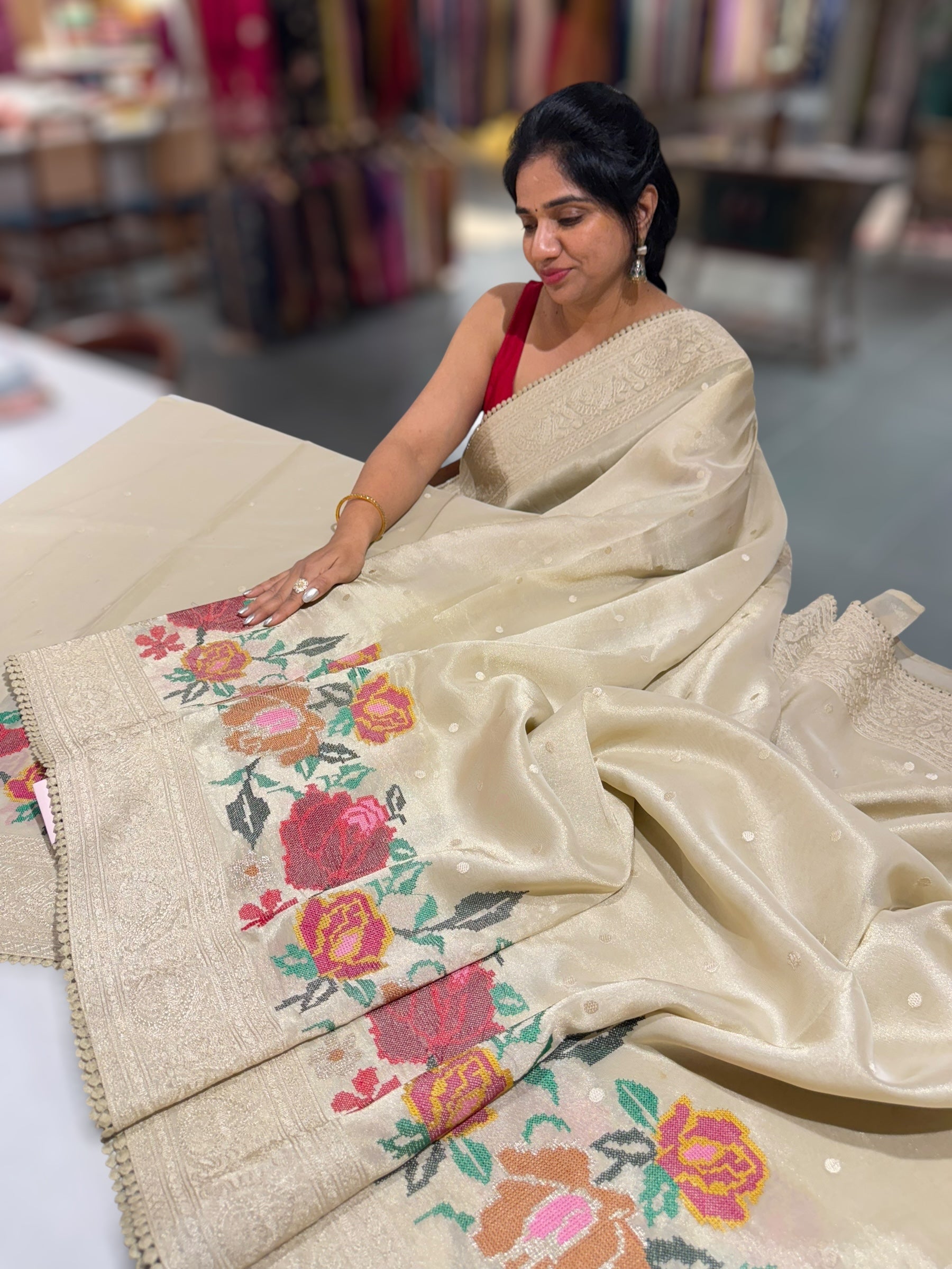Dhaara : Ivory Tissue Gorgette Saree
