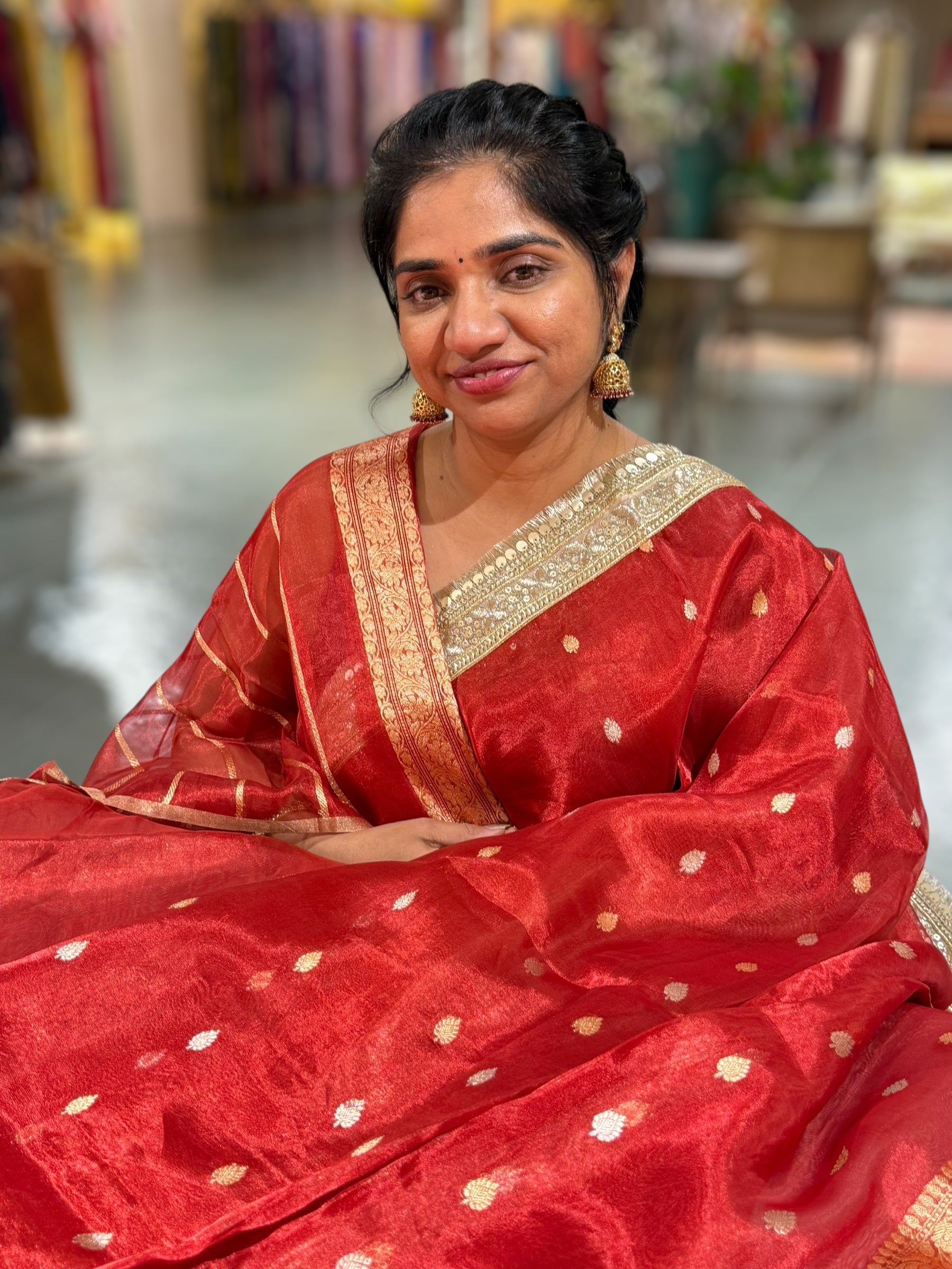Red Pure handloom Banarasi Tissue saree