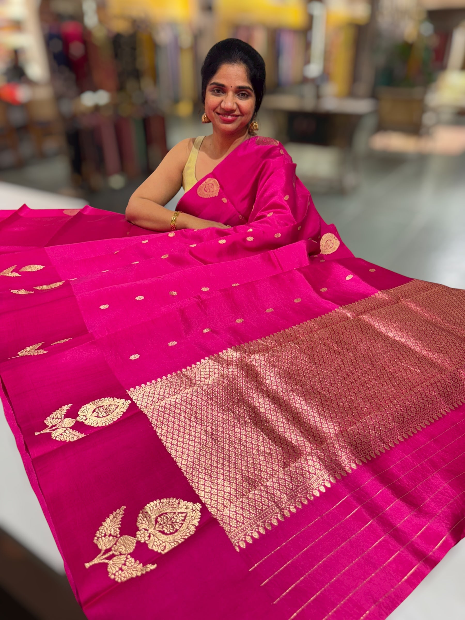 Rani Pink Raw Mangoe Silk Saree with kaduwa woven Motifs on Mashru Borders
