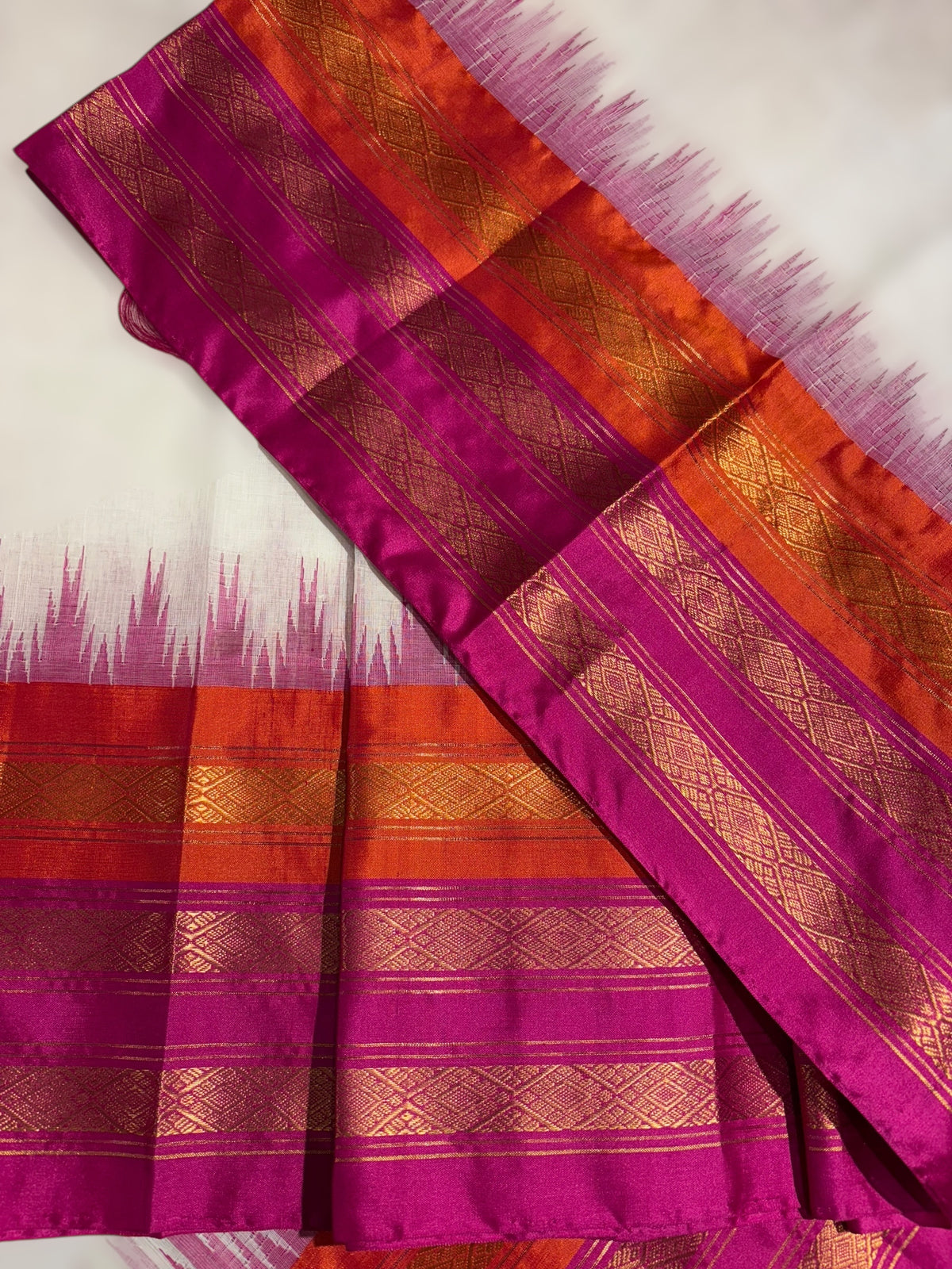 Off White ponduru khadi jamdani Saree