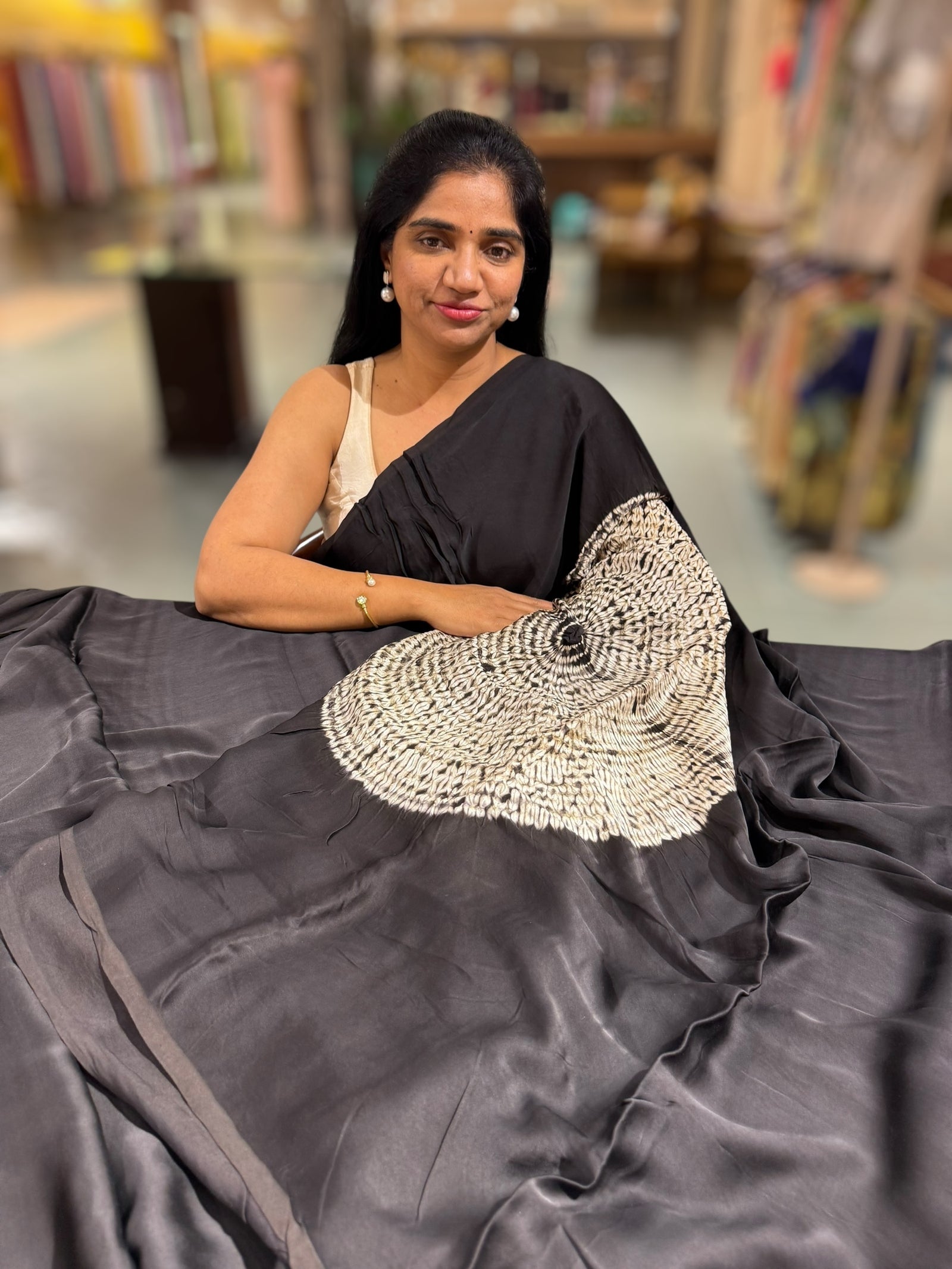 Black gajji silk saree with bandhini circular pallu