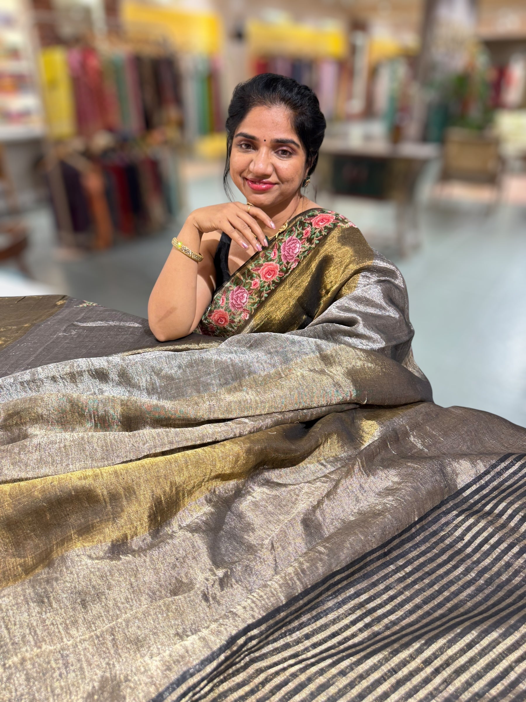 Lenin Tissue Saree with petite point Embroidered Border