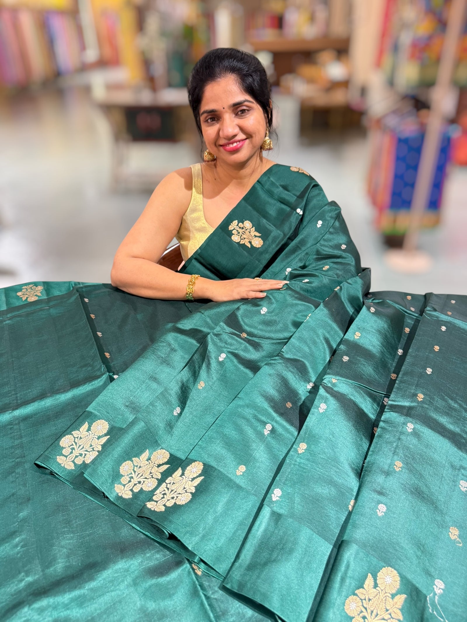 Bottle Green Poona Silk Saree with kaduwa woven Motifs on Mashru Borders
