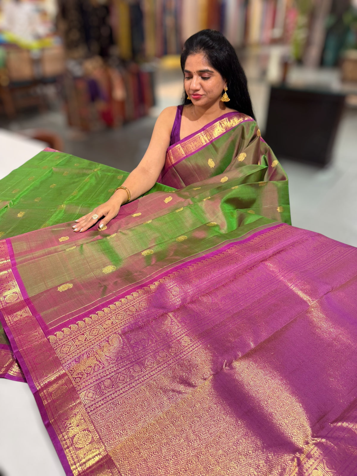 Leaf Green & Majenta Combo Vintage Kanjeevaram Saree