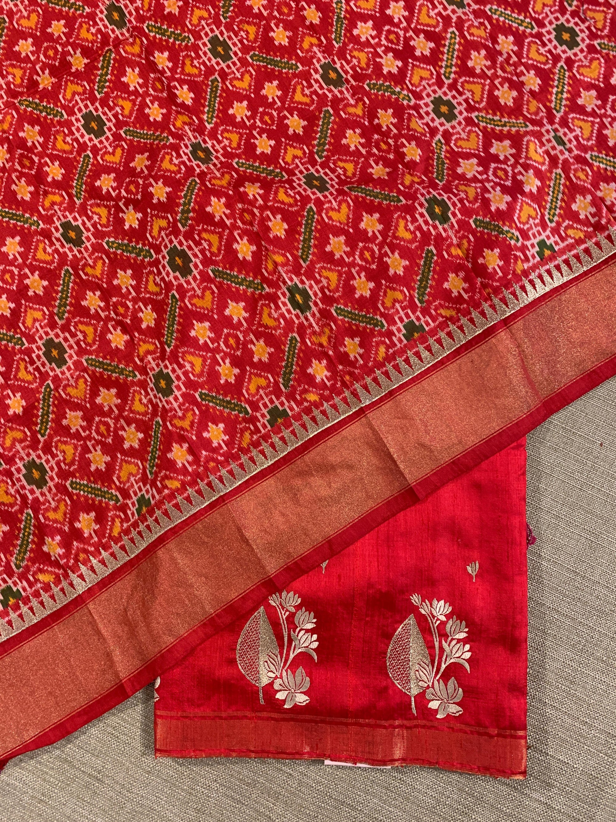 Red Pure Handloom Raw Silk Saree