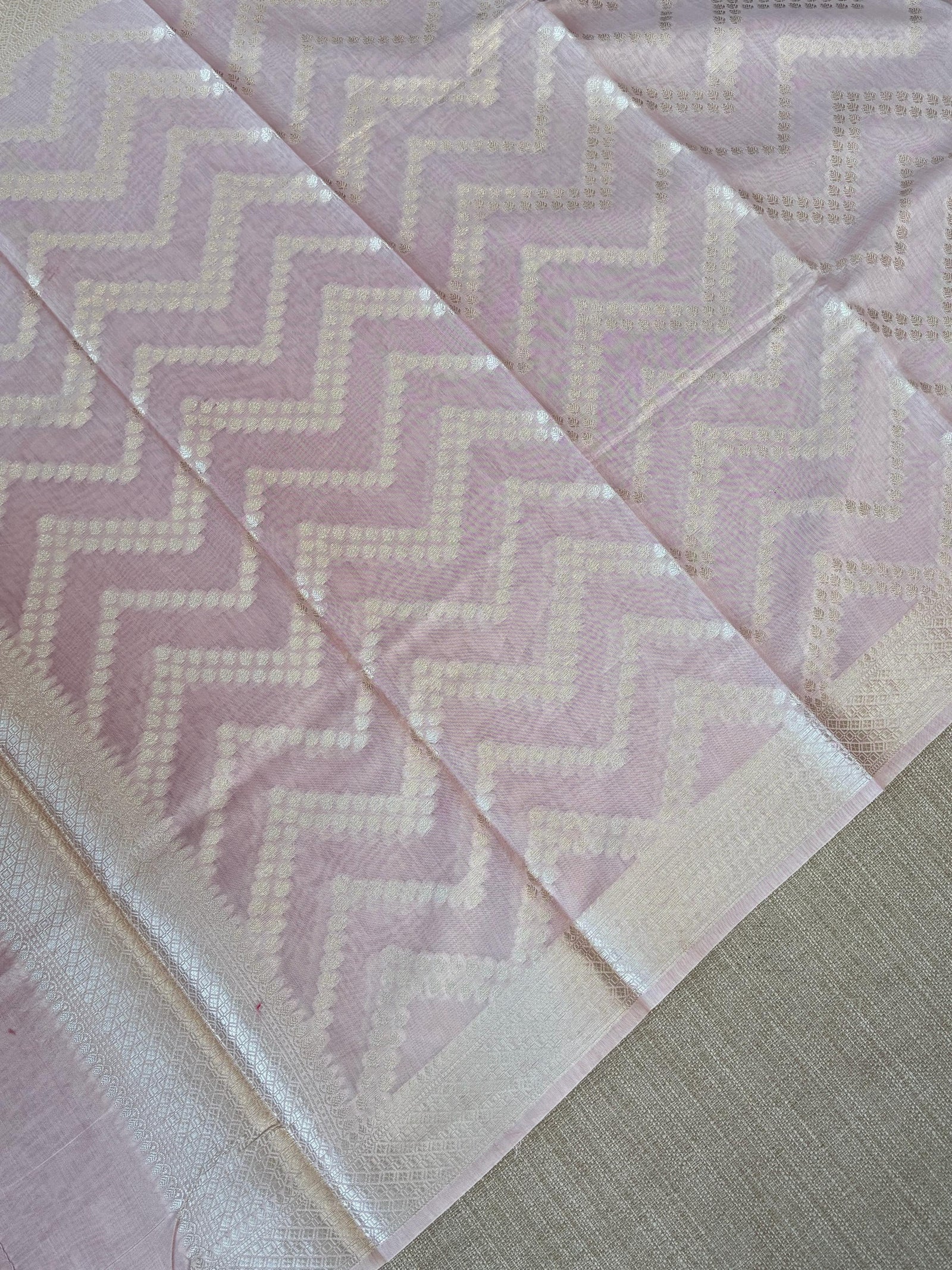 Pastel Pink Banarasi Mul Silk Brocade 3-pc Sharara Suit set : SS62J14