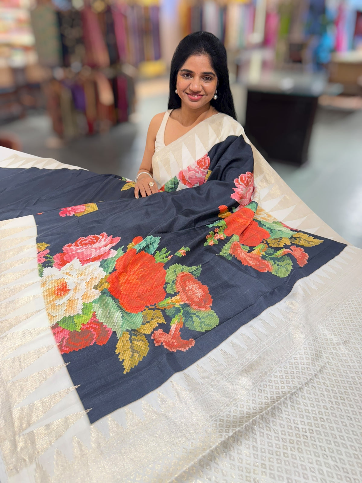 Kanchi soft silk Designer printed saree with temple border