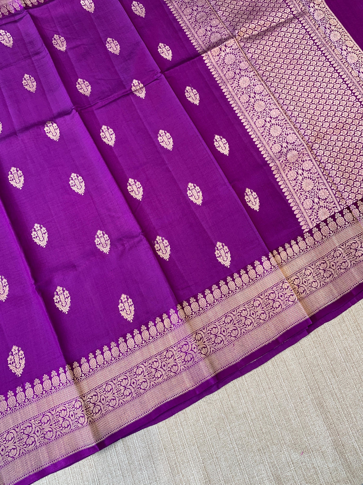 Brinjal Poona Silk Saree in Monotone Look with heavy weaving Mashru borders & kaduwa woven motifs.