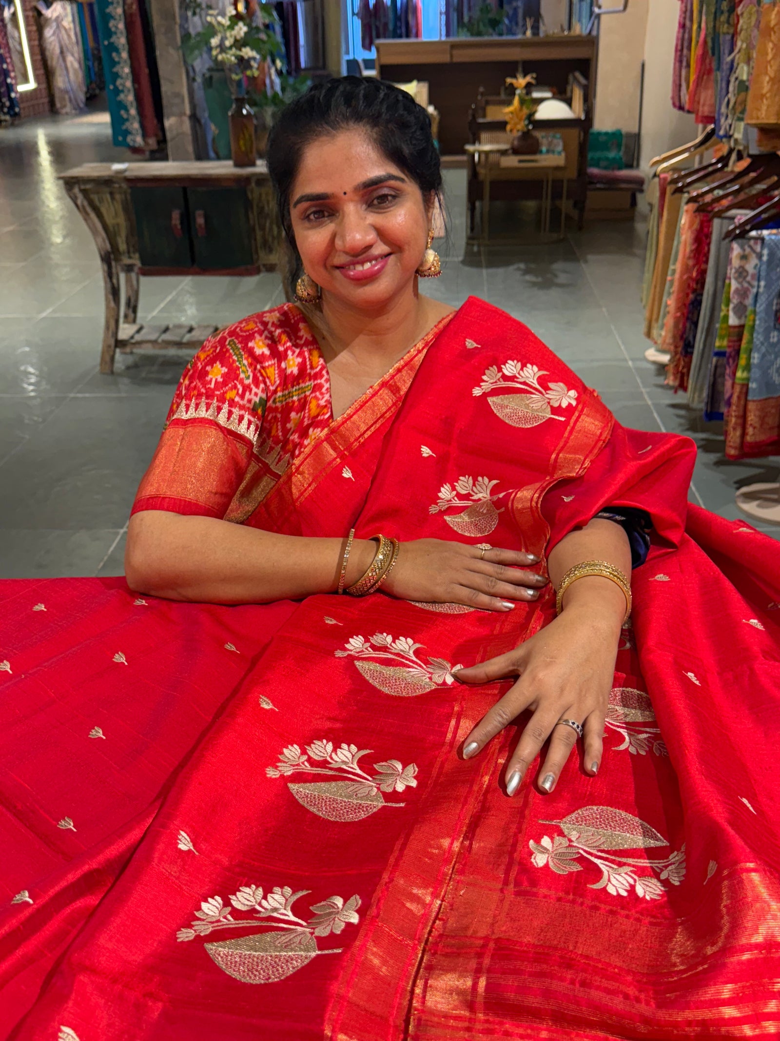 Red Pure Handloom Raw Silk Saree