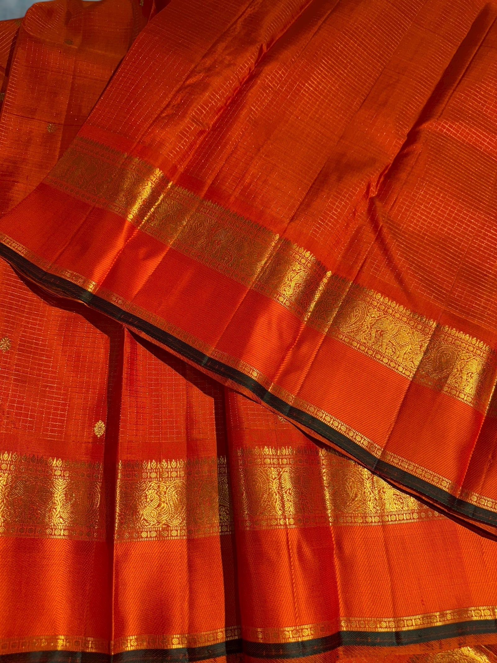 Orange vaira oosi Kanchipuram Vintage Saree