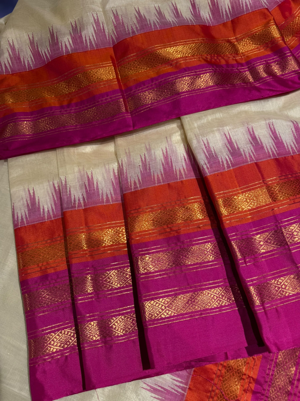 Ivory Ponduru Khadi Tissue  Saree in 80’s Count with Kanchi Style borders
