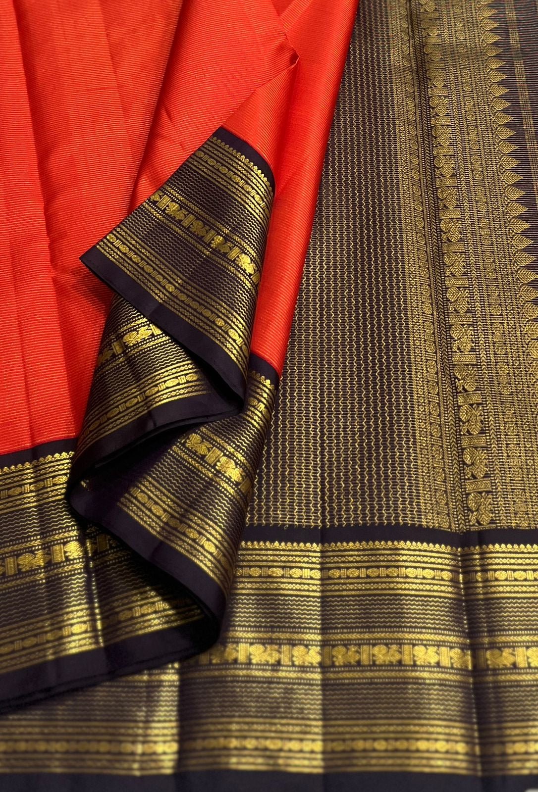 Orange & Dark Brown Combo Vaira Oosi Stripes Vintage Kanjeevaram Saree
