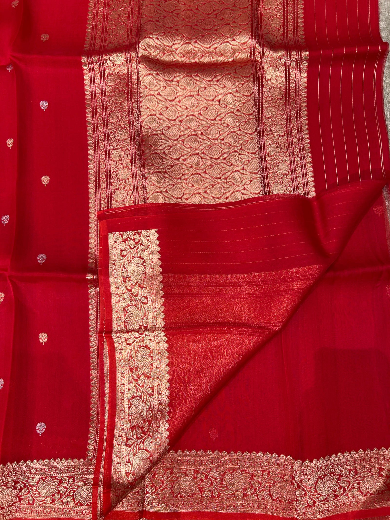 Red monotone look Pure Handloom premium Kora Banarasi Saree with heavy weaving border